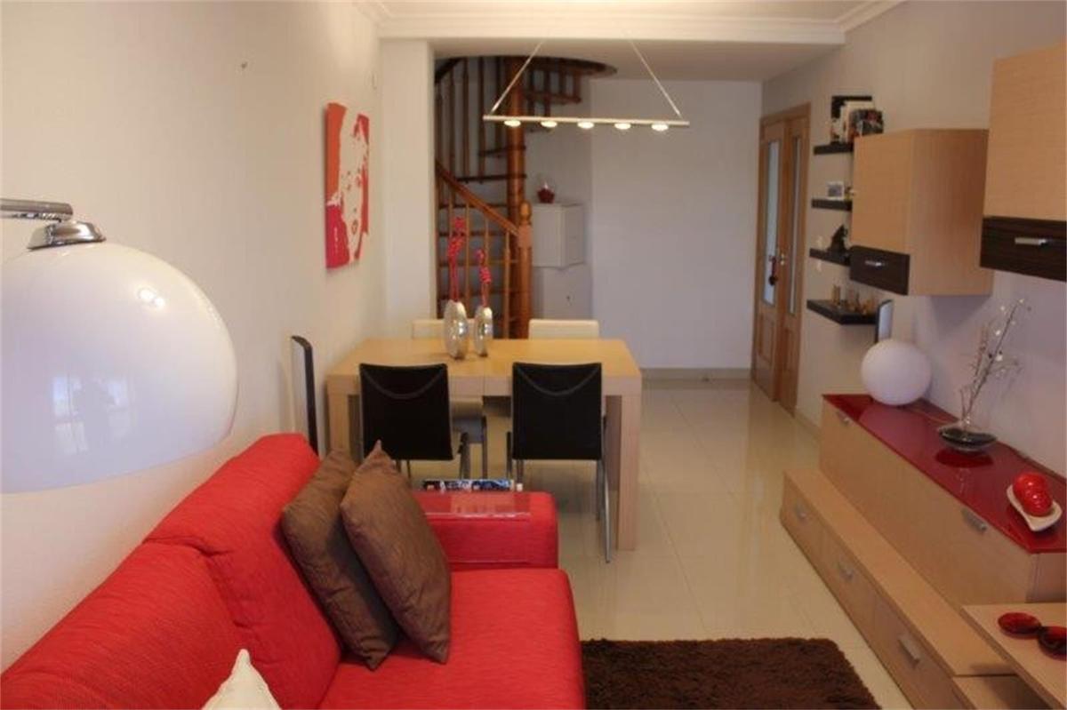 _ticos | _tico_duplex_seminuevo_con_magnifica_terraza_con_vistas